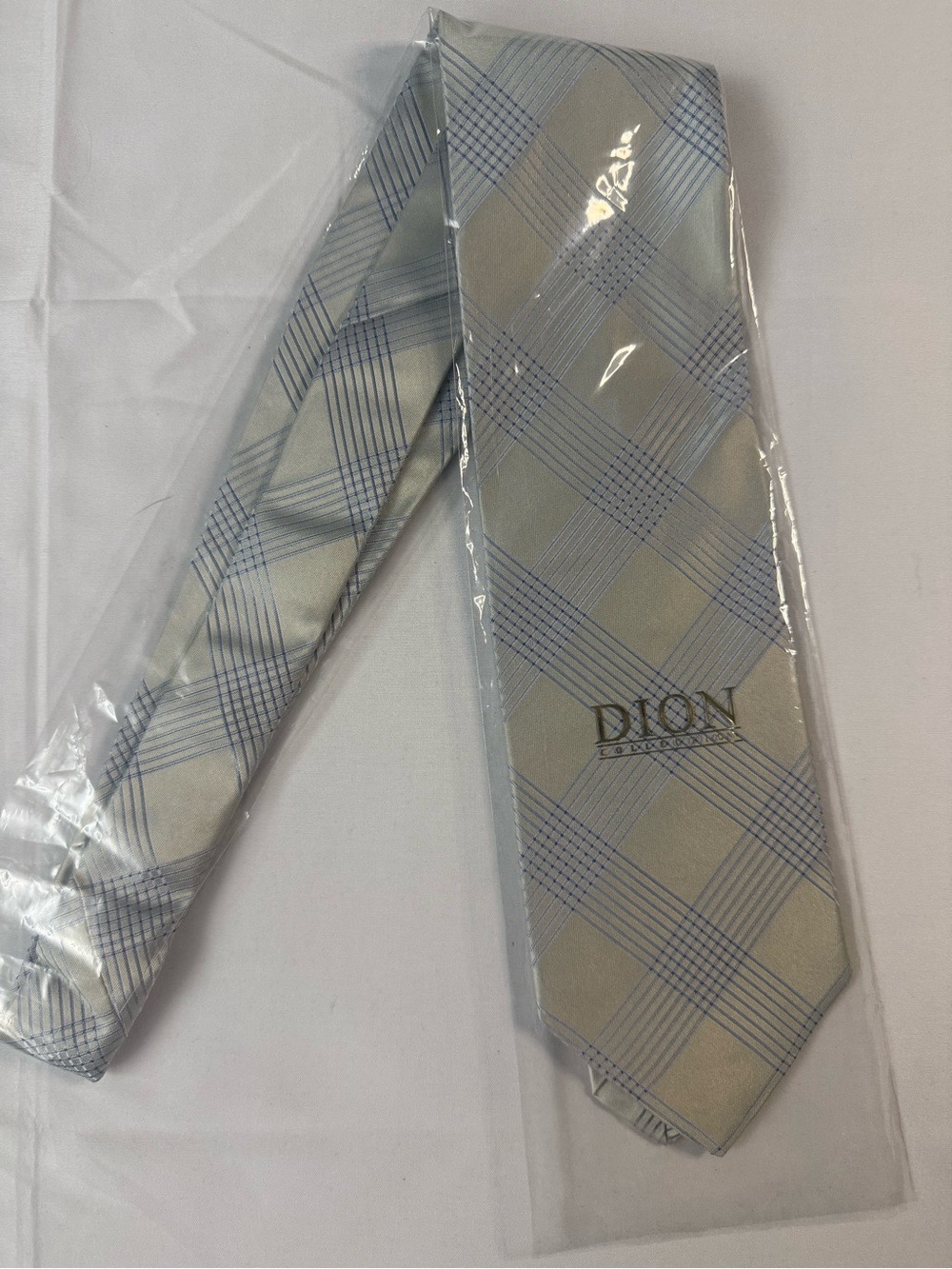 Dion Men's 100% Silk Light Silver Plaid Tie